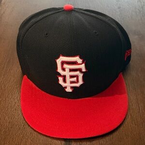 San Francisco Giants 7 3/4 New Era Black and Red Hat